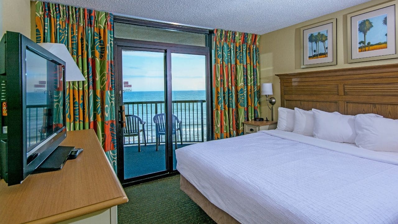 Oceanfront King Bedroom At Compass Cove