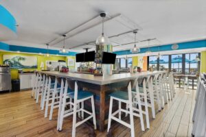 The Crows Nest Restaurant - Indoor Bar & Dining Area