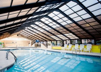 Compass Cove Large Indoor Pool Compass Cove Indoor Pool with Lazy River and Waterslides