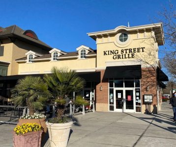 Outdoor Patio and Entrance to King Street Grille in Myrtle Beach