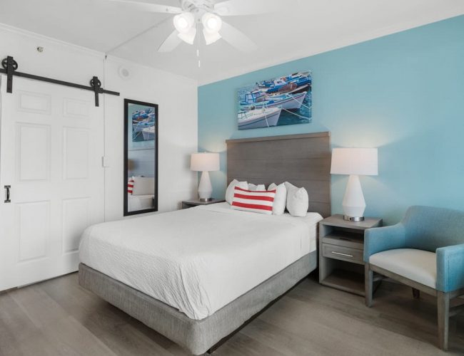 compass-cove-schooner-ocean-view-deluxe-mini-suite-unit-444-bedroom-4
